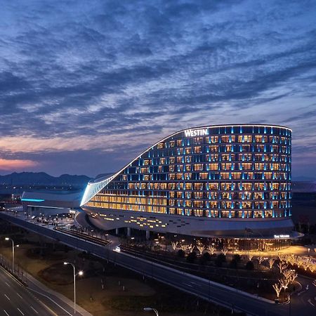 Отель The Westin Qingdao West Coast Экстерьер фото