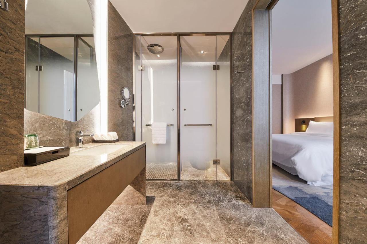 Отель The Westin Qingdao West Coast Экстерьер фото