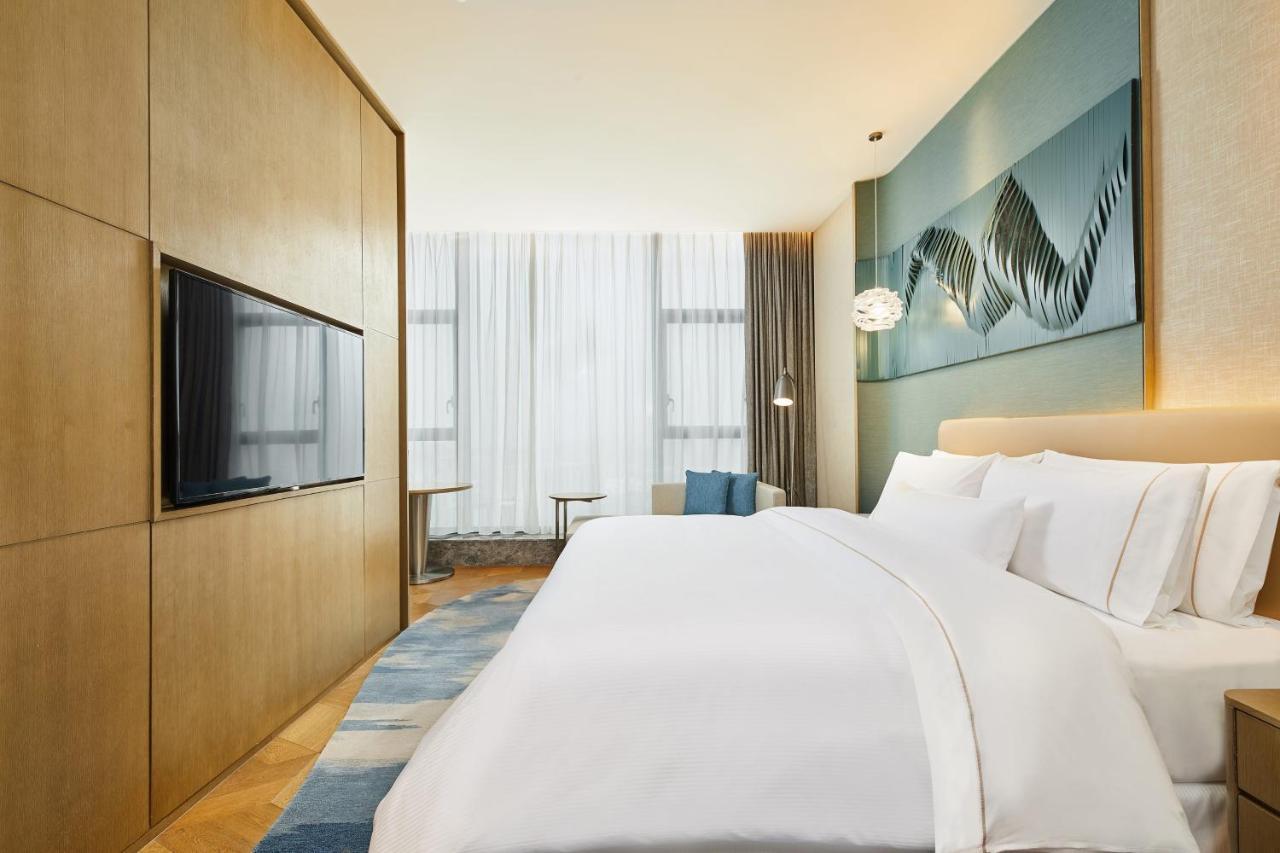 Отель The Westin Qingdao West Coast Экстерьер фото