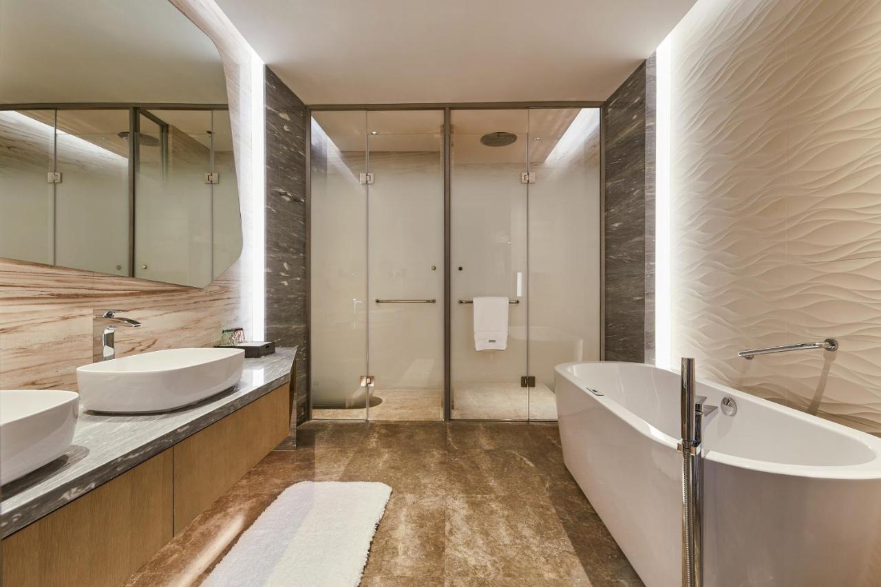 Отель The Westin Qingdao West Coast Экстерьер фото