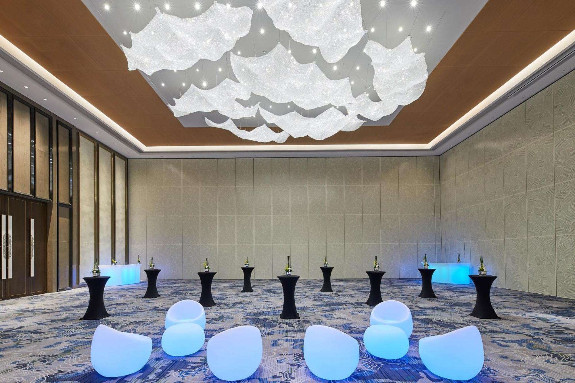 Отель The Westin Qingdao West Coast Экстерьер фото