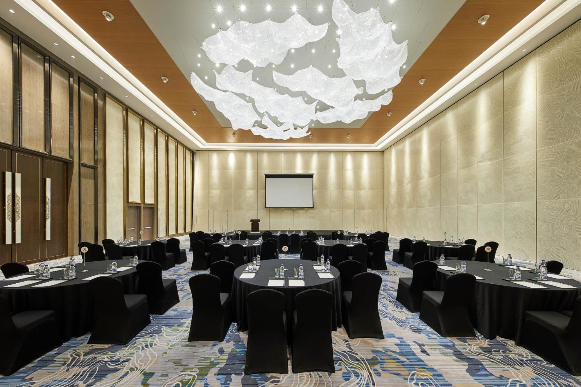 Отель The Westin Qingdao West Coast Экстерьер фото