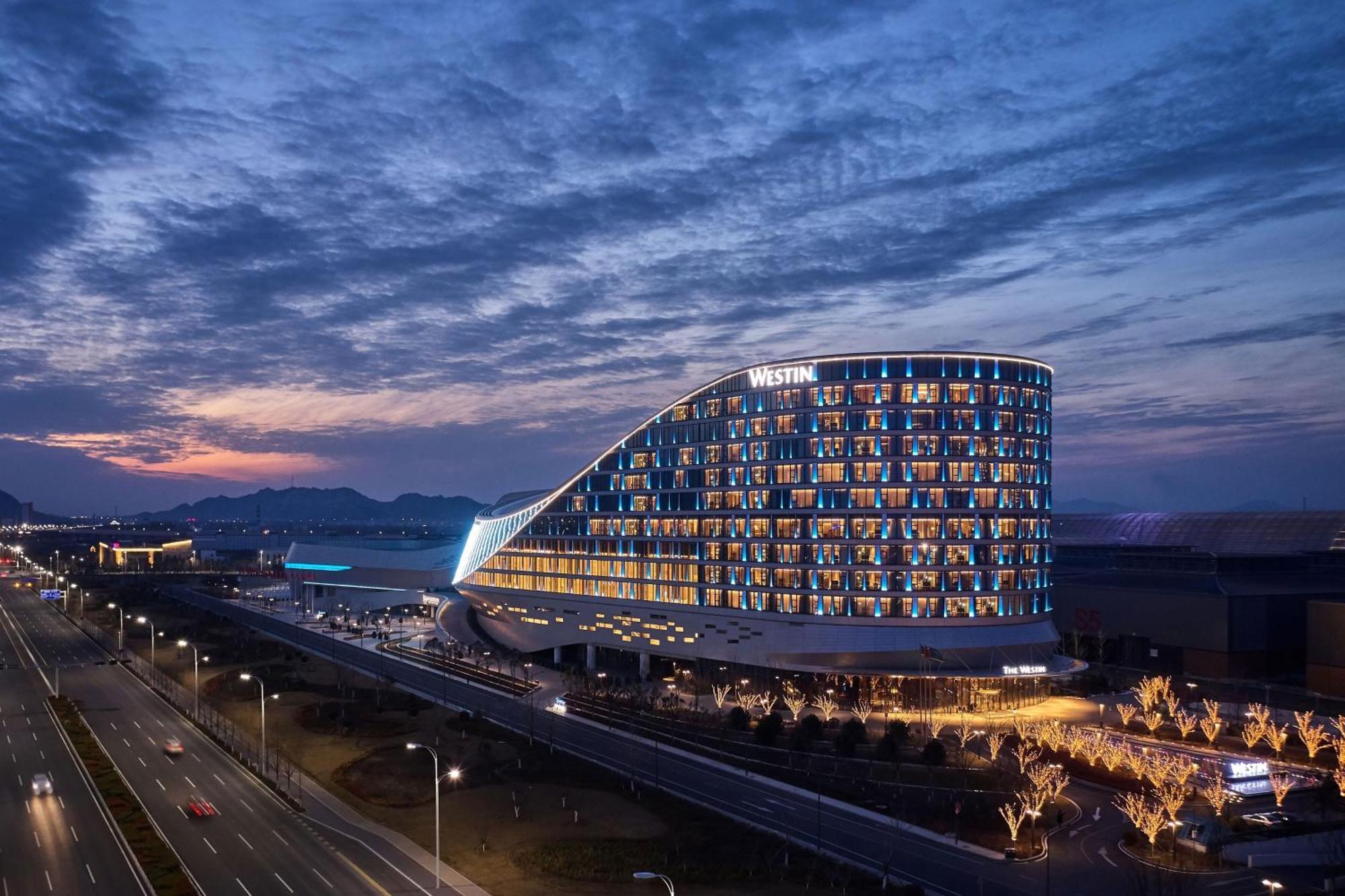 Отель The Westin Qingdao West Coast Экстерьер фото